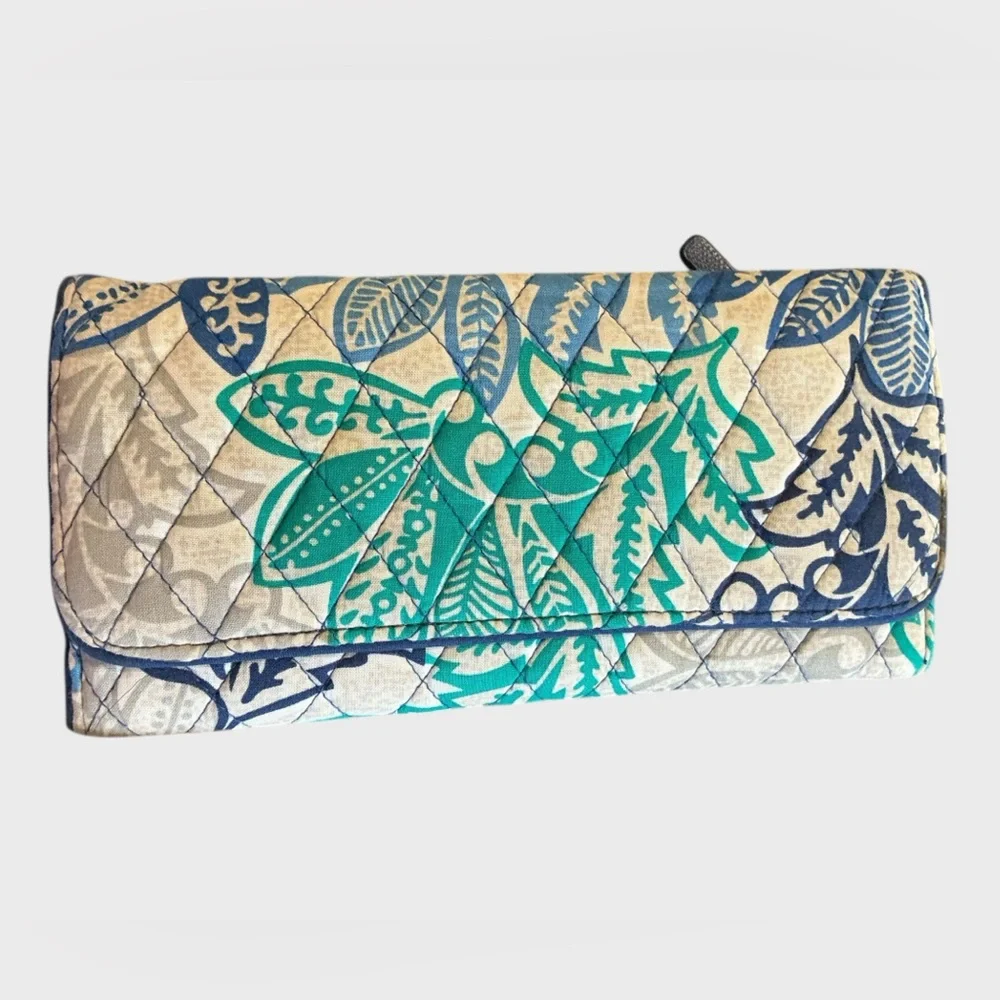 Vera Bradley RFID Trifold Wallet in Santiago Floral Print Quilted Cotton - Picture 2 of 13